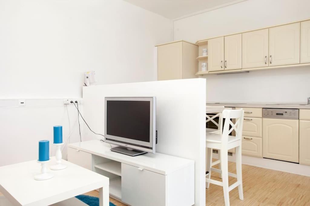 Exclusive 2-Room Souterrain Apartment Nürnberg Kültér fotó