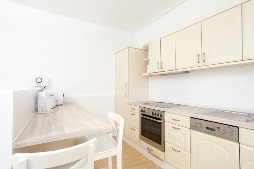 Exclusive 2-Room Souterrain Apartment Nürnberg Kültér fotó